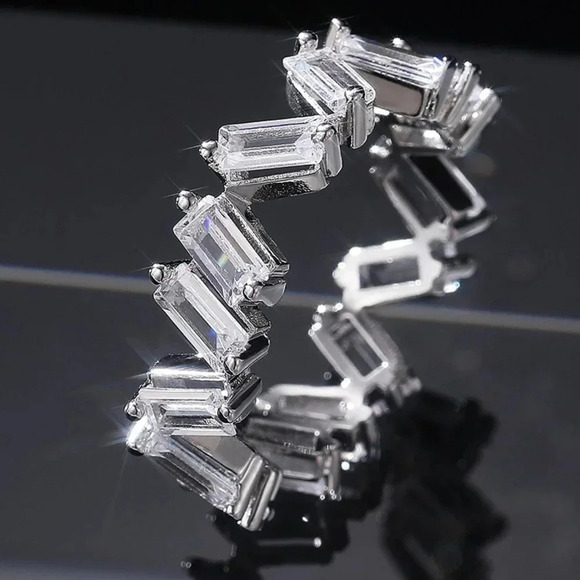 🔥Shiny Irregular Rectangle Gems Full Around Zircon Silver Eternity Ring, K804 - Picture 2 of 4